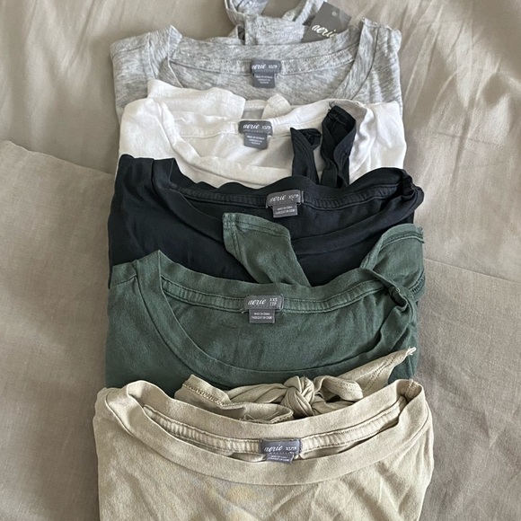 aerie Tops - Set of 5 Basic Aerie T-Shirts